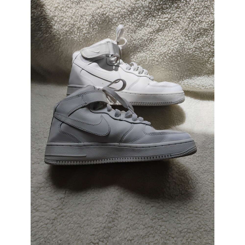 White Nike Air Force One High Youth Sz 5 Preowned Very Clean - Picture 3 of 6
